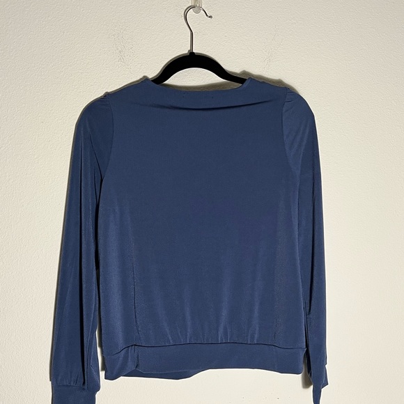 NWT Banana Republic Factory Surplice Blouse - Picture 4 of 4